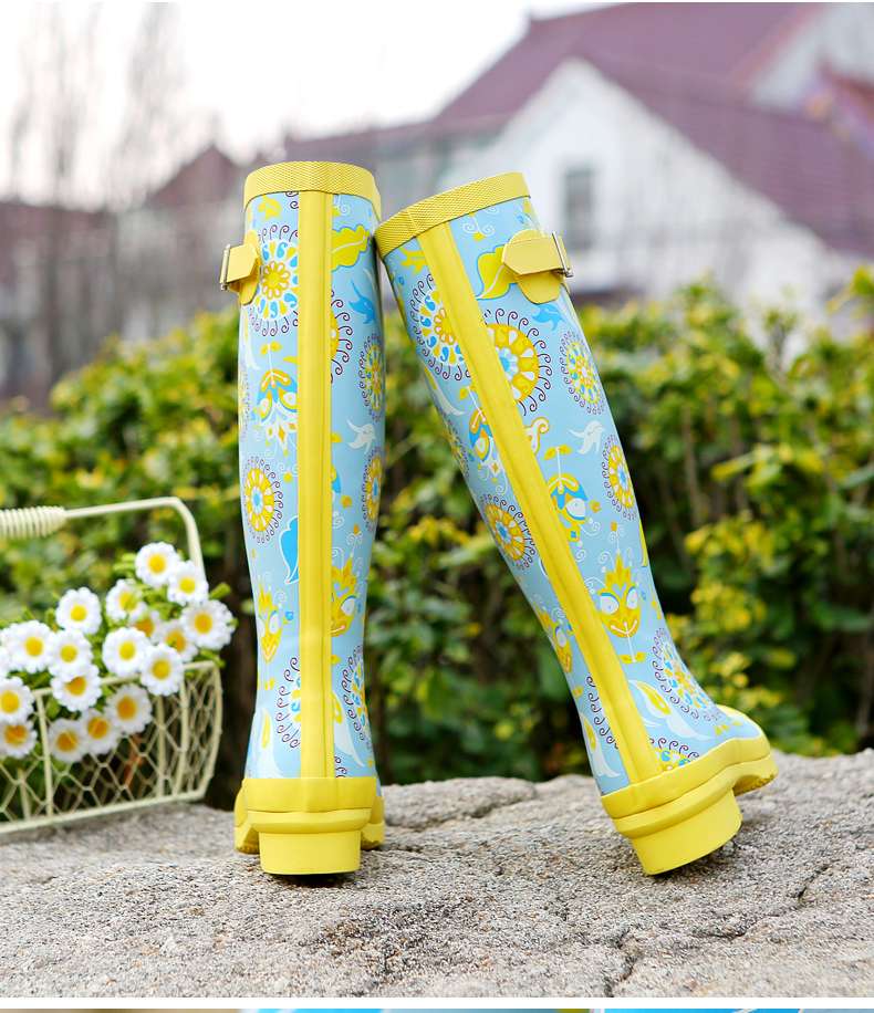 長靴レディース 長靴 花柄アートが魅力的な雨の日の相棒