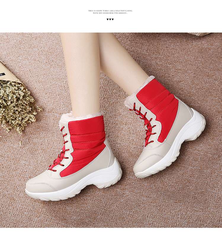 長靴レディース 雪景色に映える防寒ブーツ